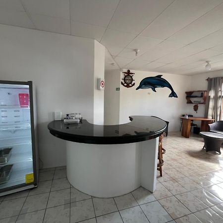 Hostal Neptuno - Poseidon Puerto Villamil Eksteriør billede