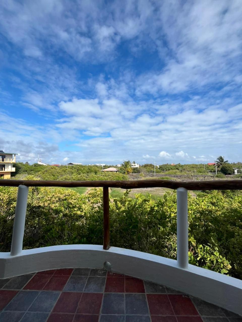 Hostal Neptuno - Poseidon Puerto Villamil Eksteriør billede